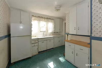 236 East Waterbury Road, Naugatuck, CT 06770 - Photo 6