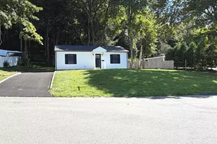 19 Topstone Dr, Bethel, CT 06801 - Photo 1