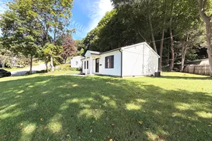19 Topstone Dr, Bethel, CT 06801 - Photo 12
