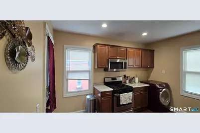 105 Beacon Street, Hartford, CT 06105 - Photo 12