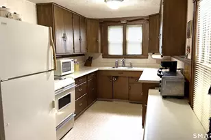 122 Hull St, Bristol, CT 06010 - Photo 10