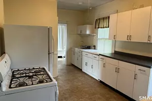 122 Hull St, Bristol, CT 06010 - Photo 22