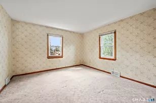 27 Baldwin St, Meriden, CT 06451 - Photo 10