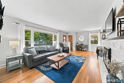10 Sunset Drive, Cromwell, CT 06416 - Photo 4