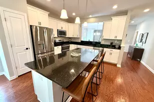 1073 Augusta Dr, Oxford, CT 06478 - Photo 10