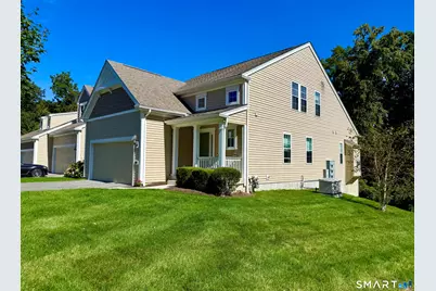 1073 Augusta Drive #1073, Oxford, CT 06478 - Photo 2