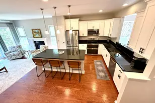 1073 Augusta Dr, Oxford, CT 06478 - Photo 12
