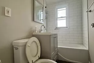 989 Pearl Harbor St, Bridgeport, CT 06610 - Photo 6
