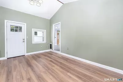 34 Silver Lane, Enfield, CT 06082 - Photo 12