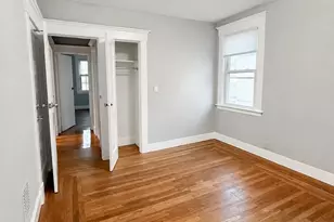207 Helen St, Hamden, CT 06514 - Photo 6
