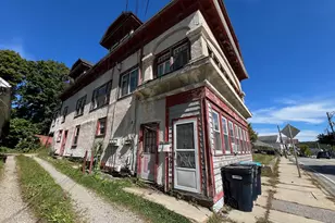219 Providence St, Putnam, CT 06260 - Photo 4