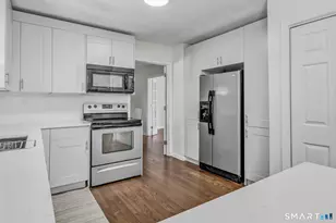 20 Westminster Ct, Milford, CT 06461 - Photo 8