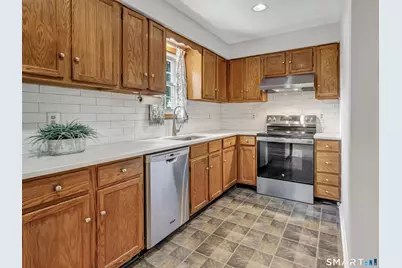 667 Melville Avenue, Fairfield, CT 06825 - Photo 14