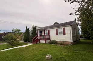 171 Burr St, East Haven, CT 06512 - Photo 2