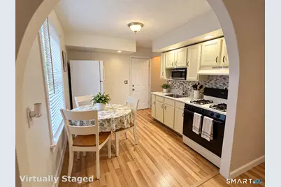 220 Priscilla Street, Bridgeport, CT 06610 - Photo 14