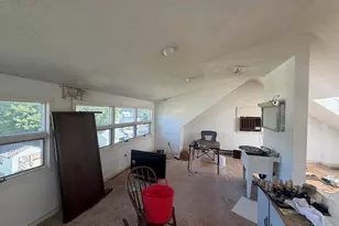 378 Commonwealth Ave, New Britain, CT 06053 - Photo 4