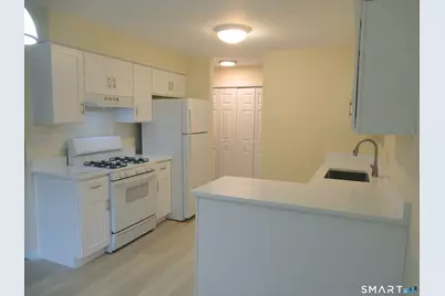 38 Country Walk #38, Shelton, CT 06484 - Photo 6