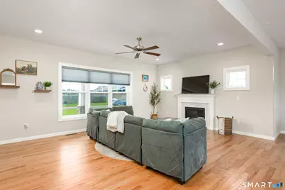 71 Middle Road, East Windsor, CT 06016 - Photo 12