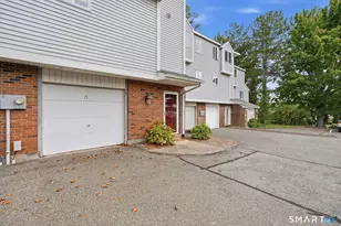 15 Brinley Way, Newington, CT 06111 - Photo 2