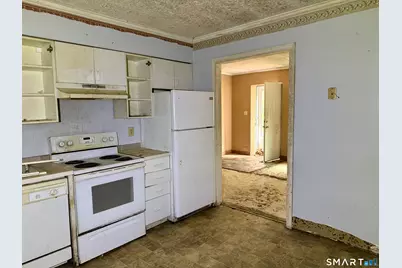 2 Melbourne Street, Naugatuck, CT 06770 - Photo 12