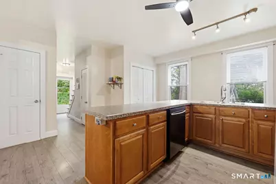 118 Reservoir Avenue, Meriden, CT 06451 - Photo 6