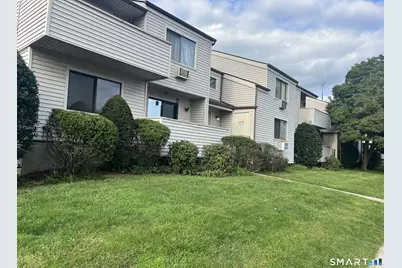 252 Harlem Avenue #A2, Bridgeport, CT 06606 - Photo 1