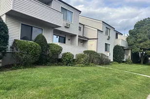 252 Harlem Ave, Bridgeport, CT 06606 - Photo 1