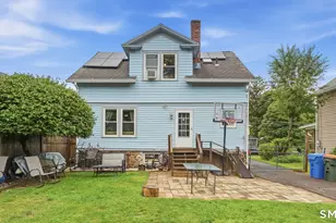 175 Newton St, Meriden, CT 06450 - Photo 24