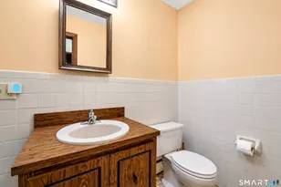 17 Greenbriar Cir, Fairfield, CT 06824 - Photo 16
