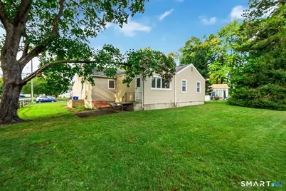 17 Greenbriar Circle, Fairfield, CT 06824 - Photo 20