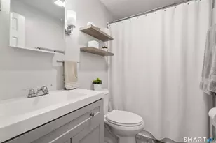 22 Brookdale Ave, Bloomfield, CT 06002 - Photo 18