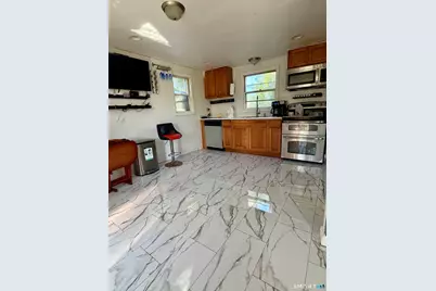 199 Paddock Avenue, Meriden, CT 06450 - Photo 2
