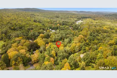85 Brooksvale Avenue, Hamden, CT 06518 - Photo 4