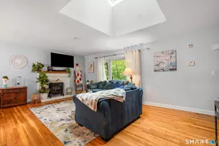 85 Brooksvale Ave, Hamden, CT 06518 - Photo 8