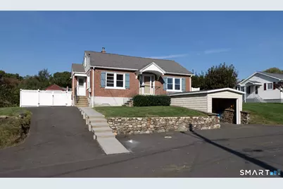 27 Kodak Street, Waterbury, CT 06704 - Photo 1
