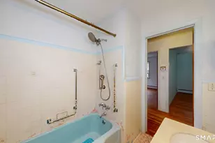35 Sunset St, New London, CT 06320 - Photo 12