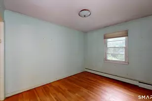 35 Sunset St, New London, CT 06320 - Photo 16