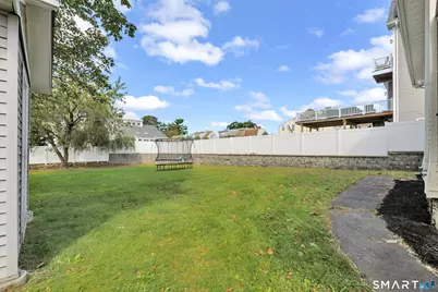105 Washington Parkway, Stratford, CT 06615 - Photo 32