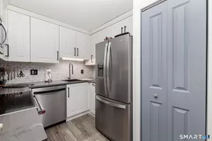 36 Northampton Ln, Plainville, CT 06062 - Photo 6
