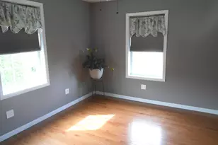 13 Burritt Pl, Naugatuck, CT 06770 - Photo 16