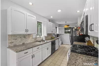 264 Sunwood Drive #264, Shelton, CT 06484 - Photo 12