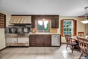 110 Goodspeed Ave, Meriden, CT 06451 - Photo 10