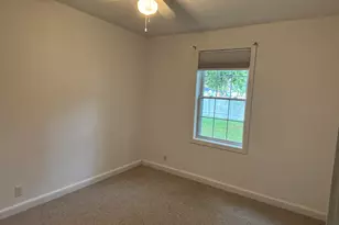 175 Roosevelt Dr, Seymour, CT 06483 - Photo 12