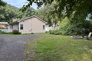 175 Roosevelt Dr, Seymour, CT 06483 - Photo 2