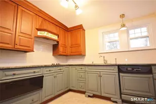 86 Main St, Newtown, CT 06470 - Photo 10