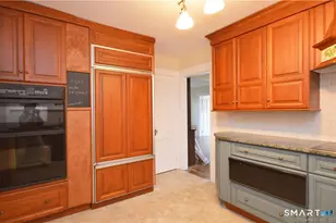 86 Main St, Newtown, CT 06470 - Photo 8