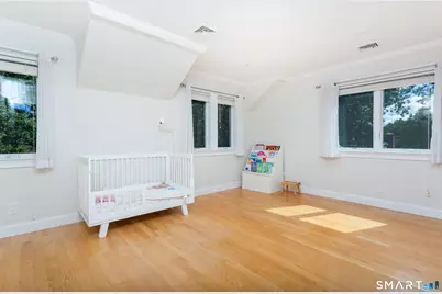 42 Woodledge Road, Stamford, CT 06907 - Photo 18