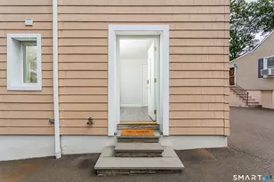 42 Woodledge Rd, Stamford, CT 06907 - Photo 20