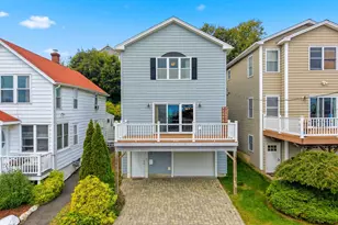 64 Hawthorne St, West Haven, CT 06516 - Photo 1