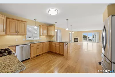 64 Hawthorne Street, West Haven, CT 06516 - Photo 16